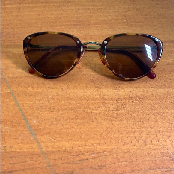 Sunglasses - Picture 1 of 6